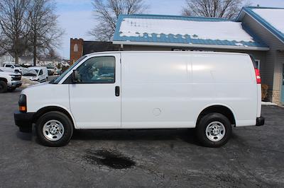 Used 2022 Chevrolet Express 2500 - photo 1
