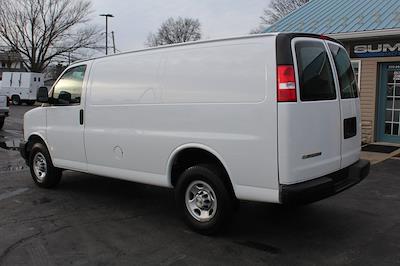 Used 2022 Chevrolet Express 2500 - photo 1