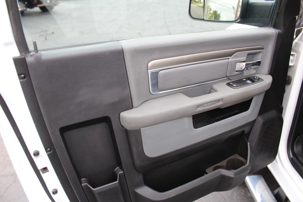 Used 2018 Ram 3500 - photo 18