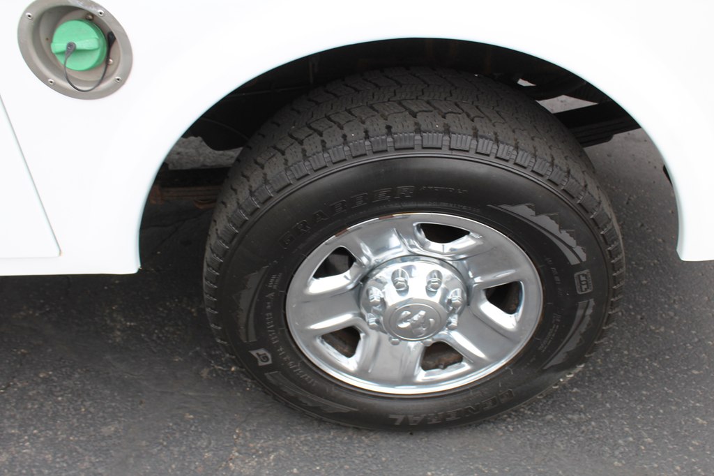 Used 2018 Ram 3500 - photo 23