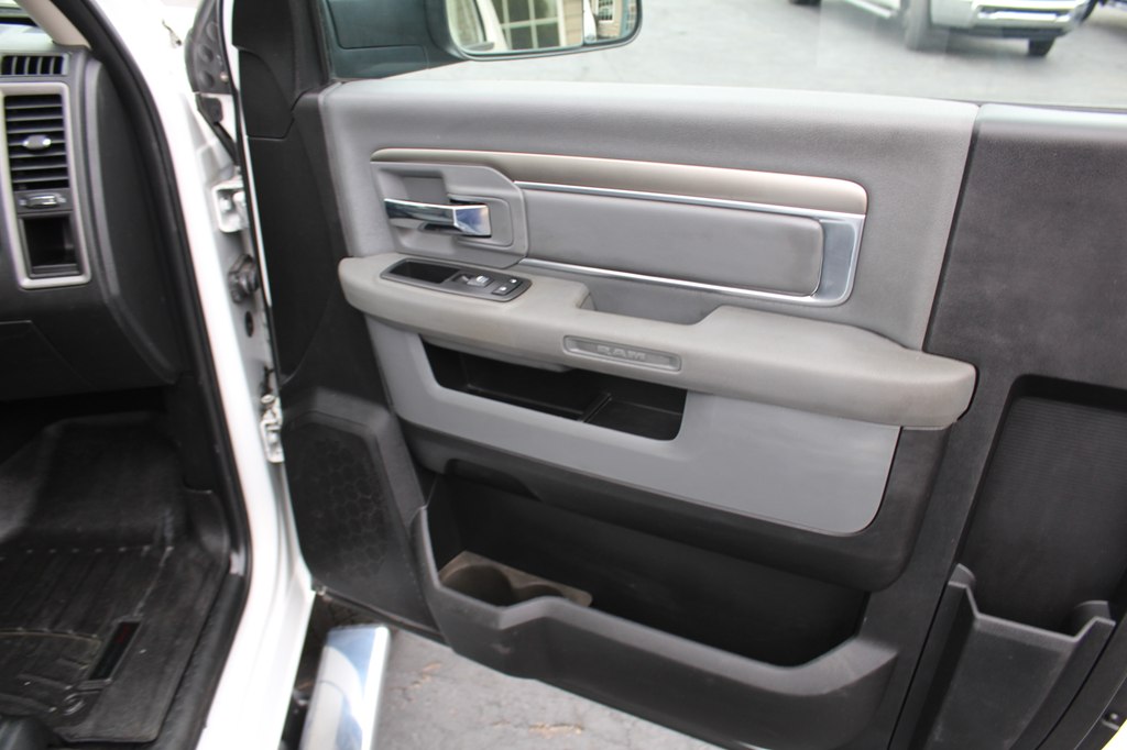 Used 2018 Ram 3500 - photo 32