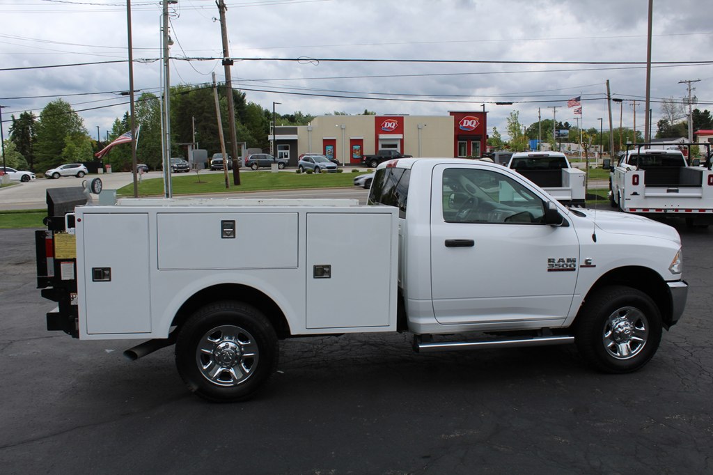 Used 2018 Ram 3500 - photo 10
