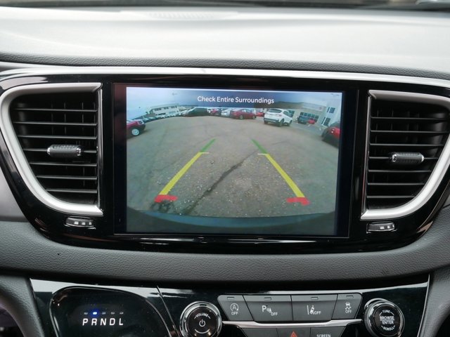 Used 2025 Chrysler Pacifica - photo 29
