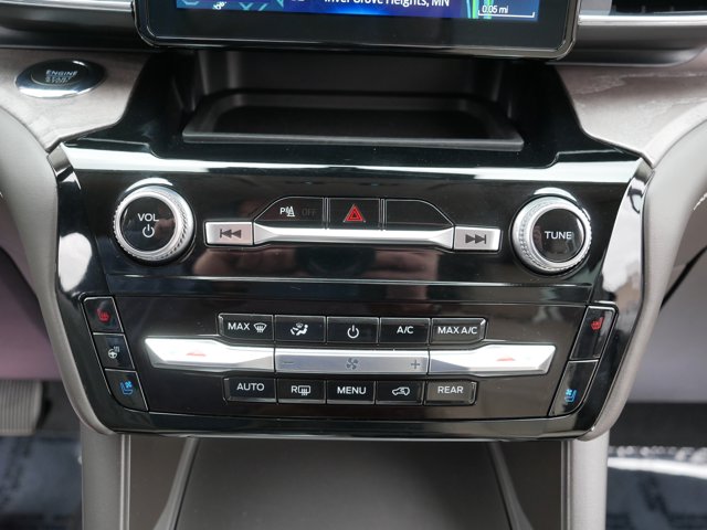Used 2023 Ford Explorer - photo 29