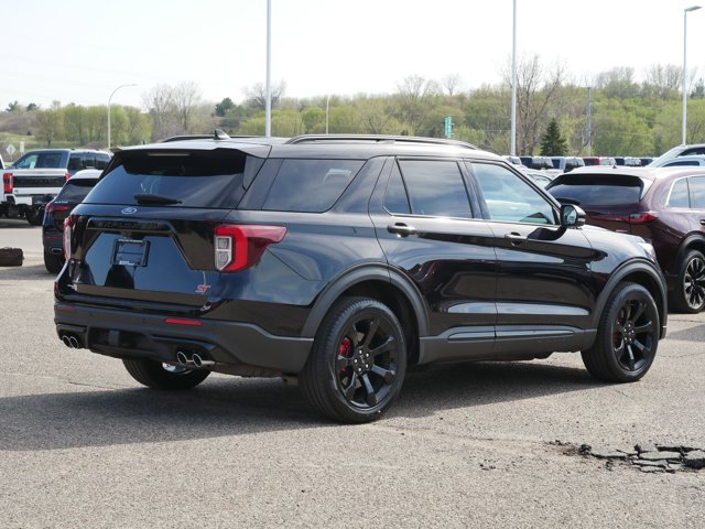 Used 2023 Ford Explorer - photo 2
