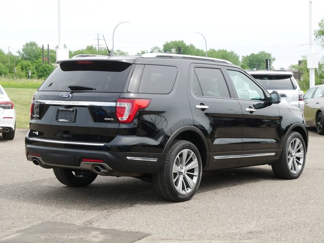Used 2018 Ford Explorer - photo 2