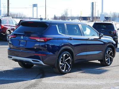 Used 2024 Mitsubishi Outlander - photo 1