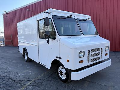 Used 2016 Ford E-350 - photo 1