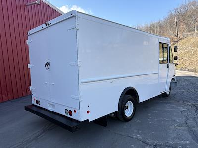 Used 2016 Ford E-350 - photo 1