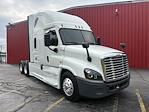 Used 2019 Freightliner Cascadia Detroit Diesel DD15 Semi Truck with Sleeper Cab for sale #3AKJGLDR6KSKV6149 - photo 1