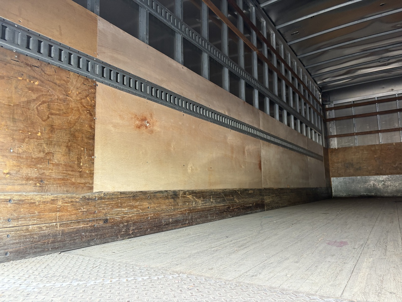 Used 2016 Freightliner M2 106 - photo 18