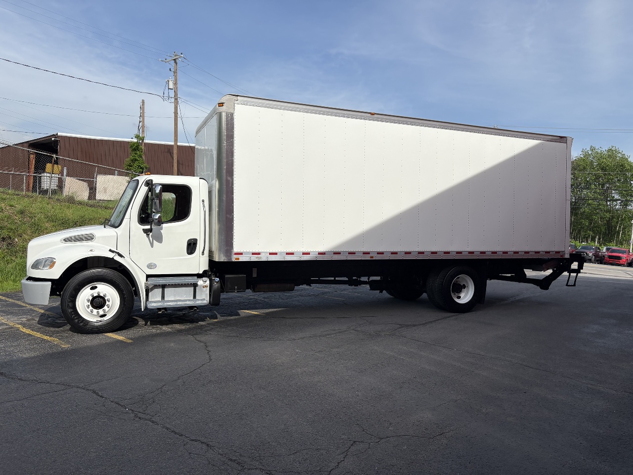 Used 2016 Freightliner M2 106 - photo 8