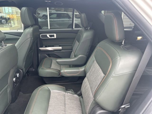 Used 2022 Ford Explorer - photo 30