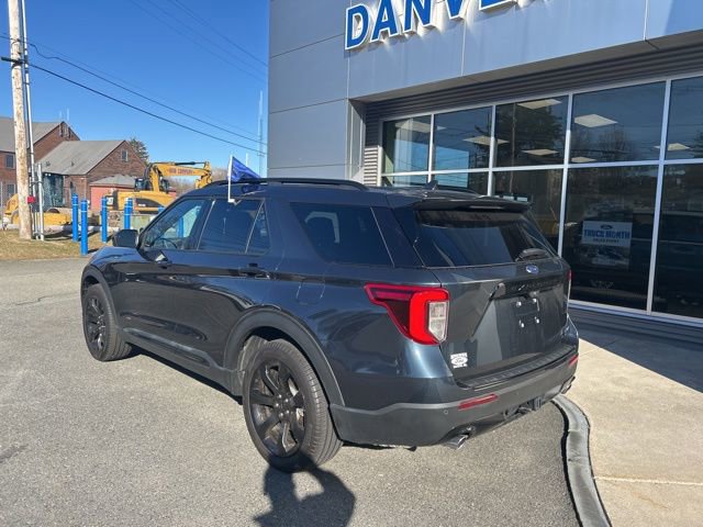 Used 2024 Ford Explorer - photo 2