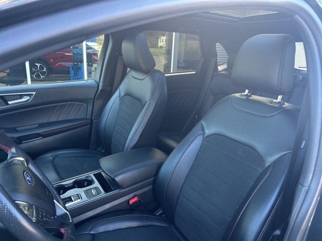 Used 2023 Ford Edge - photo 14