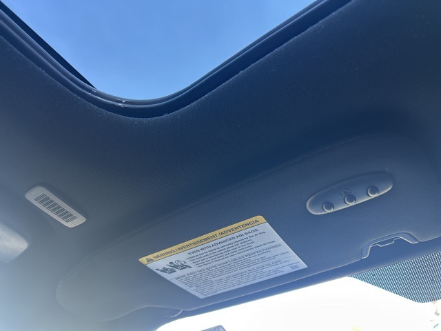 Used 2023 Ford Edge - photo 28