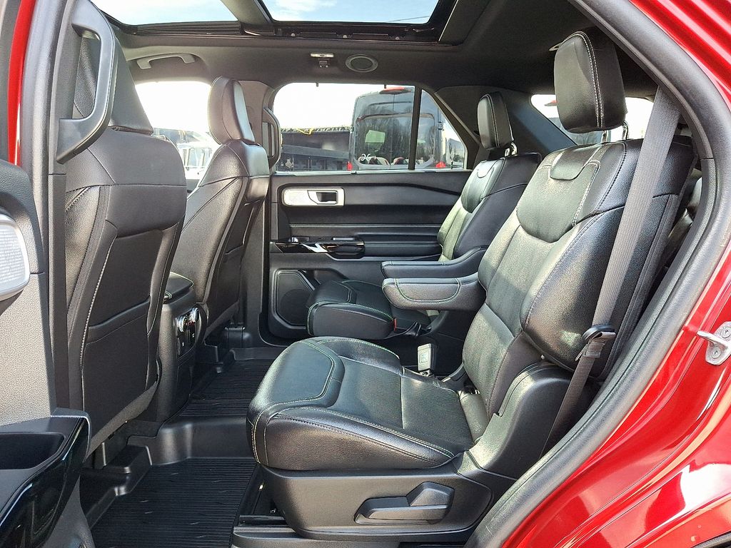 Used 2023 Ford Explorer - photo 13