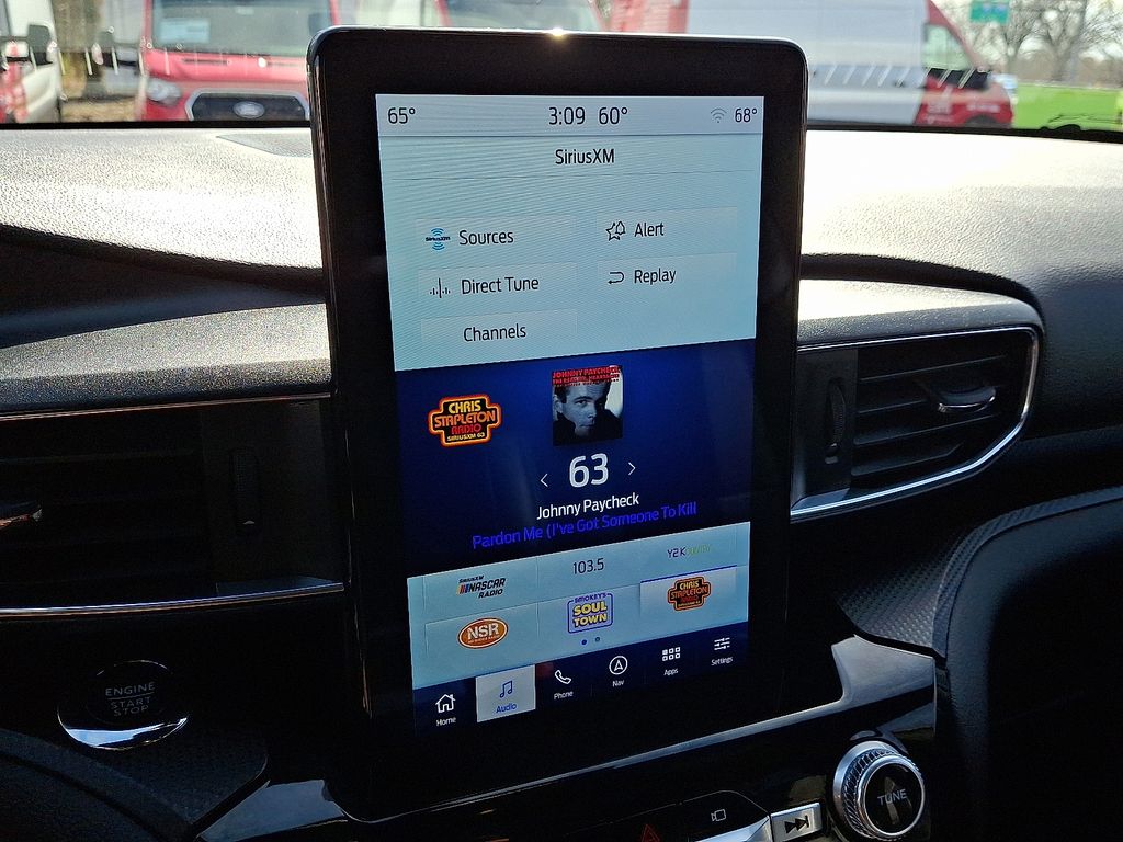 Used 2023 Ford Explorer - photo 22
