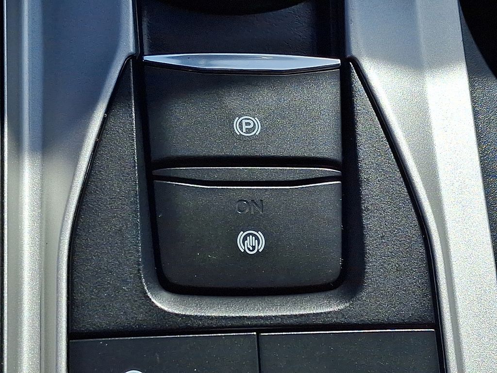 Used 2023 Ford Explorer - photo 32