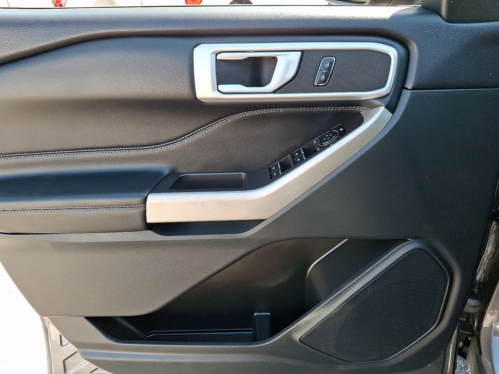 Used 2023 Ford Explorer - photo 15
