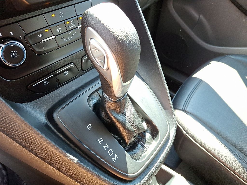 Used 2020 Ford Transit Connect - photo 18