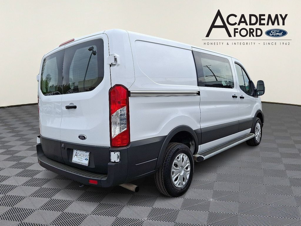 Used 2024 Ford Transit 250 - photo 5