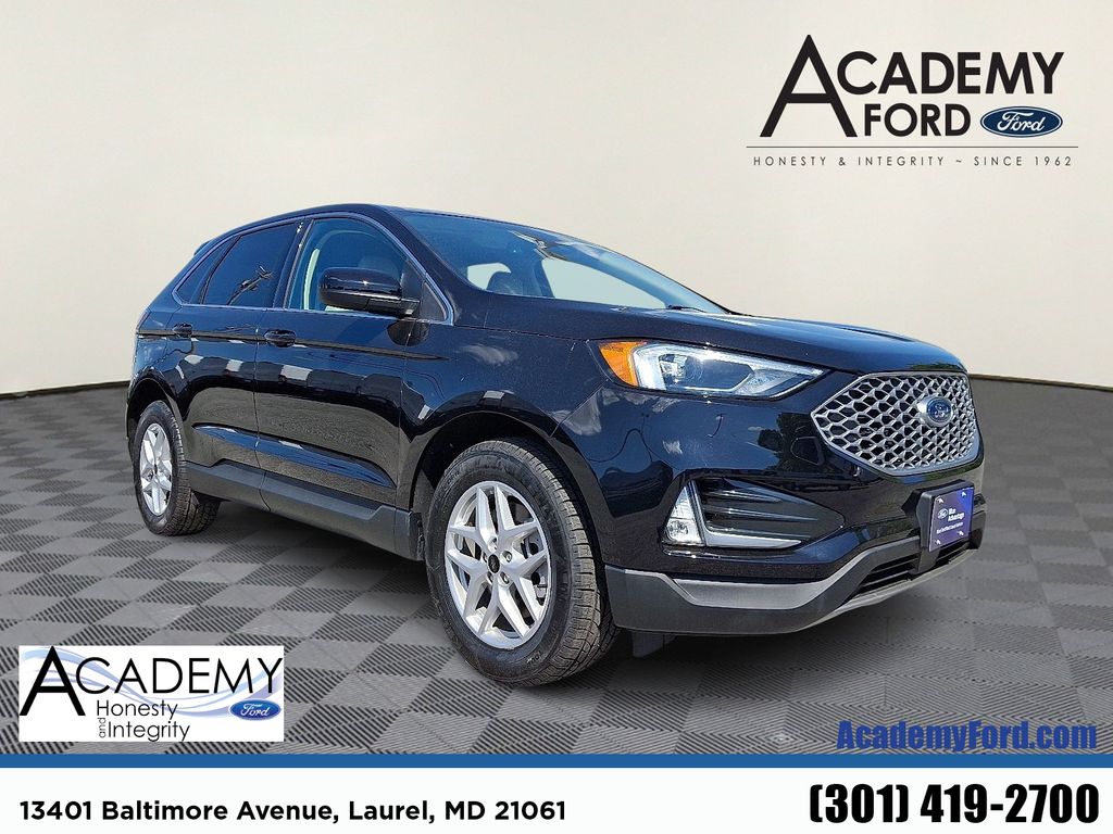 Used 2024 Ford Edge - photo 1