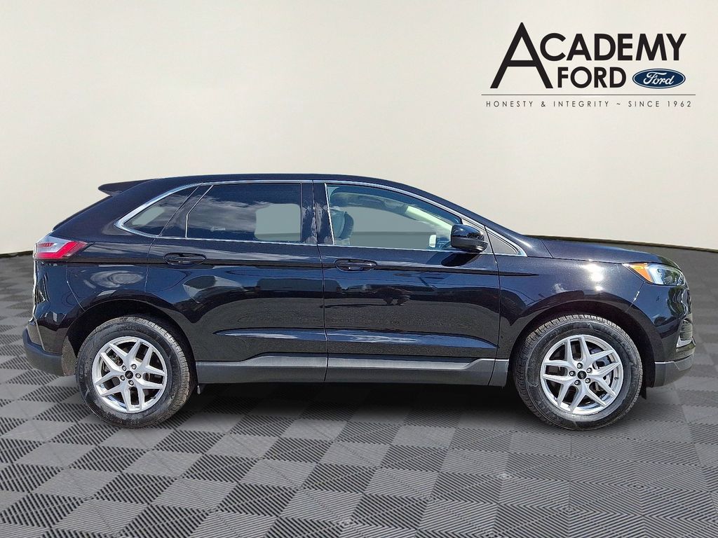 Used 2024 Ford Edge - photo 9