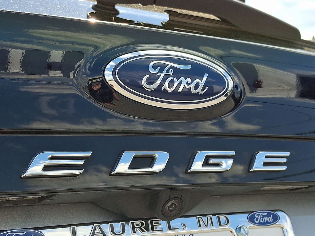 Used 2024 Ford Edge - photo 32