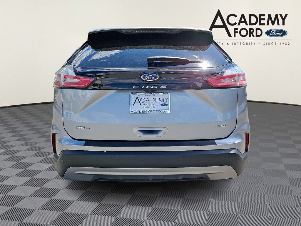 Used 2024 Ford Edge - photo 7