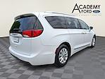 2018 Chrysler Pacifica FWD Minivan for sale #06498R - photo 2
