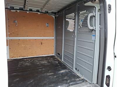 Used 2018 Nissan NV2500 - photo 1