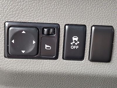 Used 2018 Nissan NV2500 - photo 1