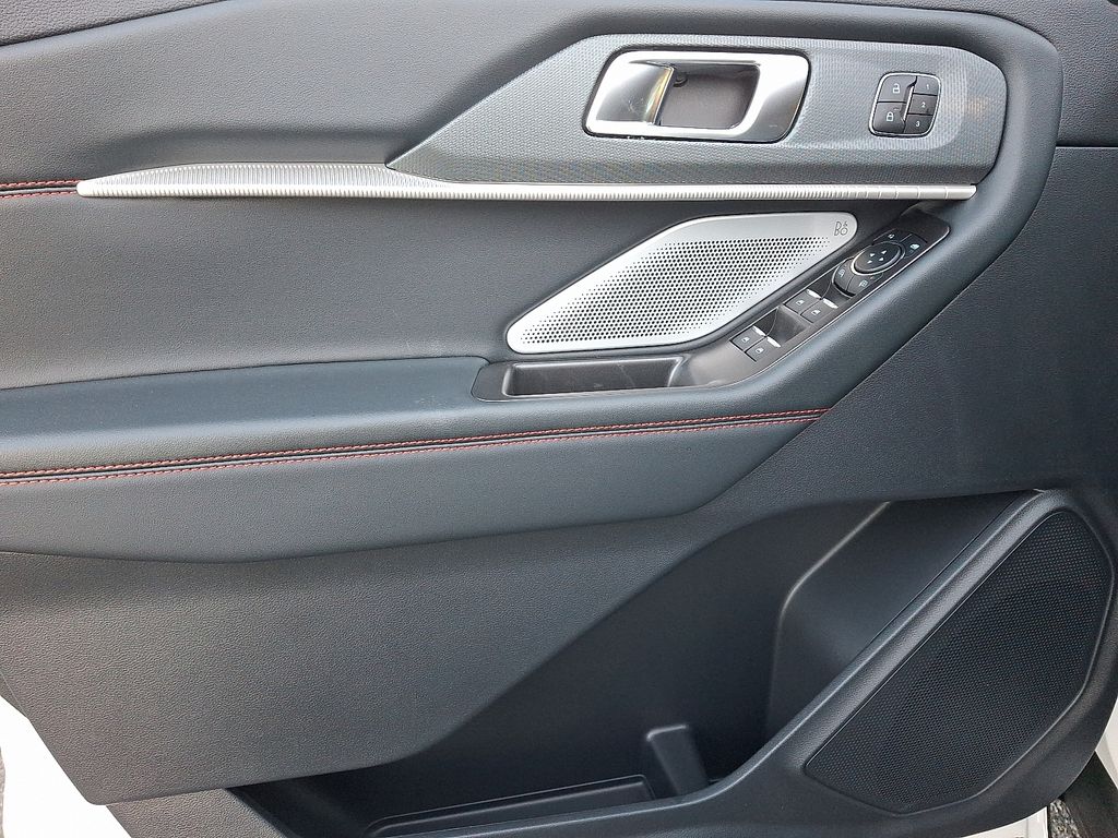 New 2026 Ford Explorer - photo 10