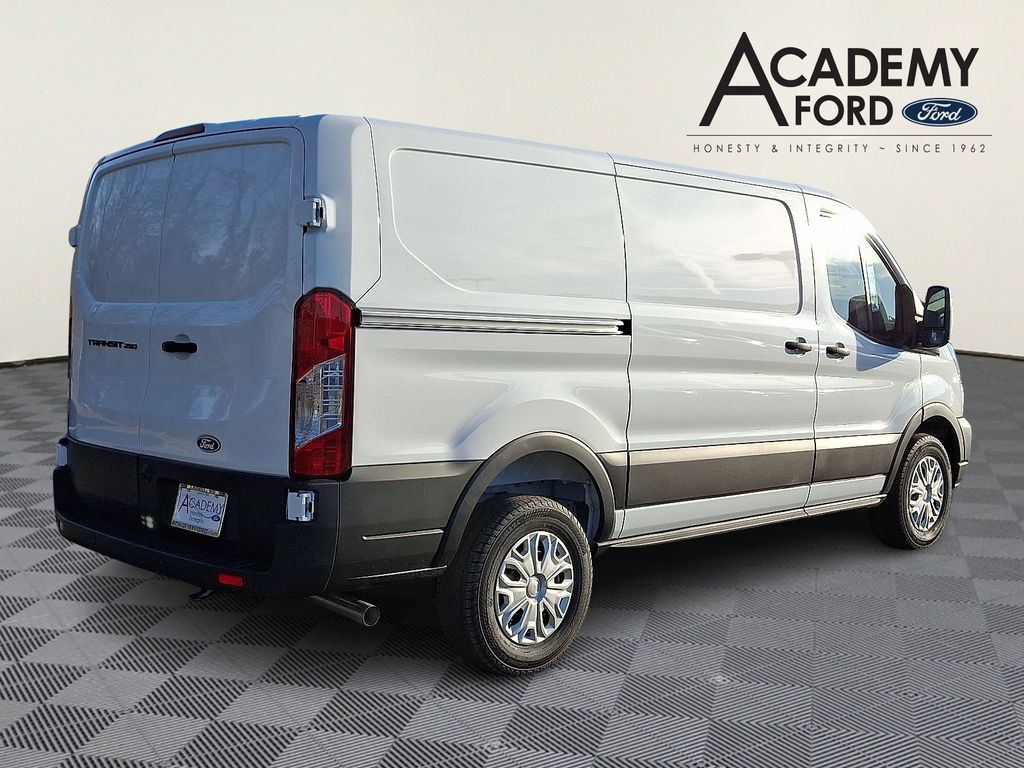 New 2026 Ford Transit 250 - photo 5