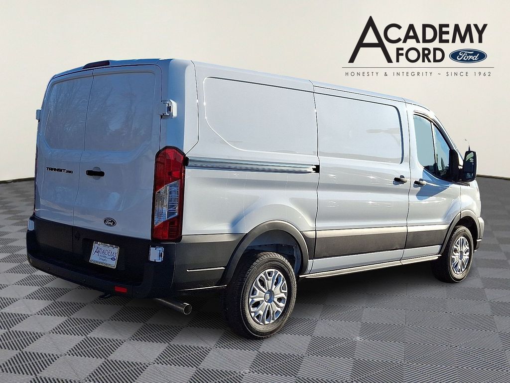 New 2026 Ford Transit 250 - photo 5