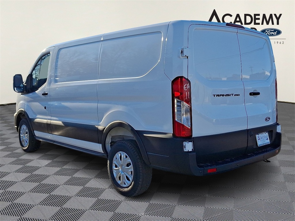 New 2026 Ford Transit 250 - photo 7