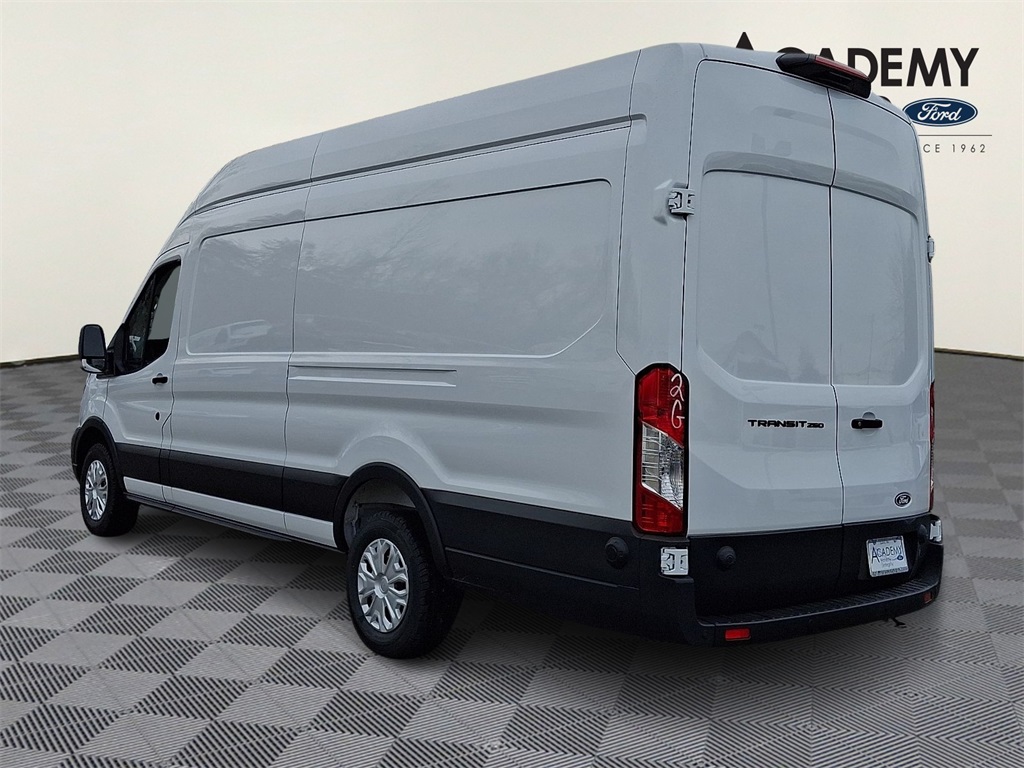 New 2026 Ford Transit 250 - photo 7