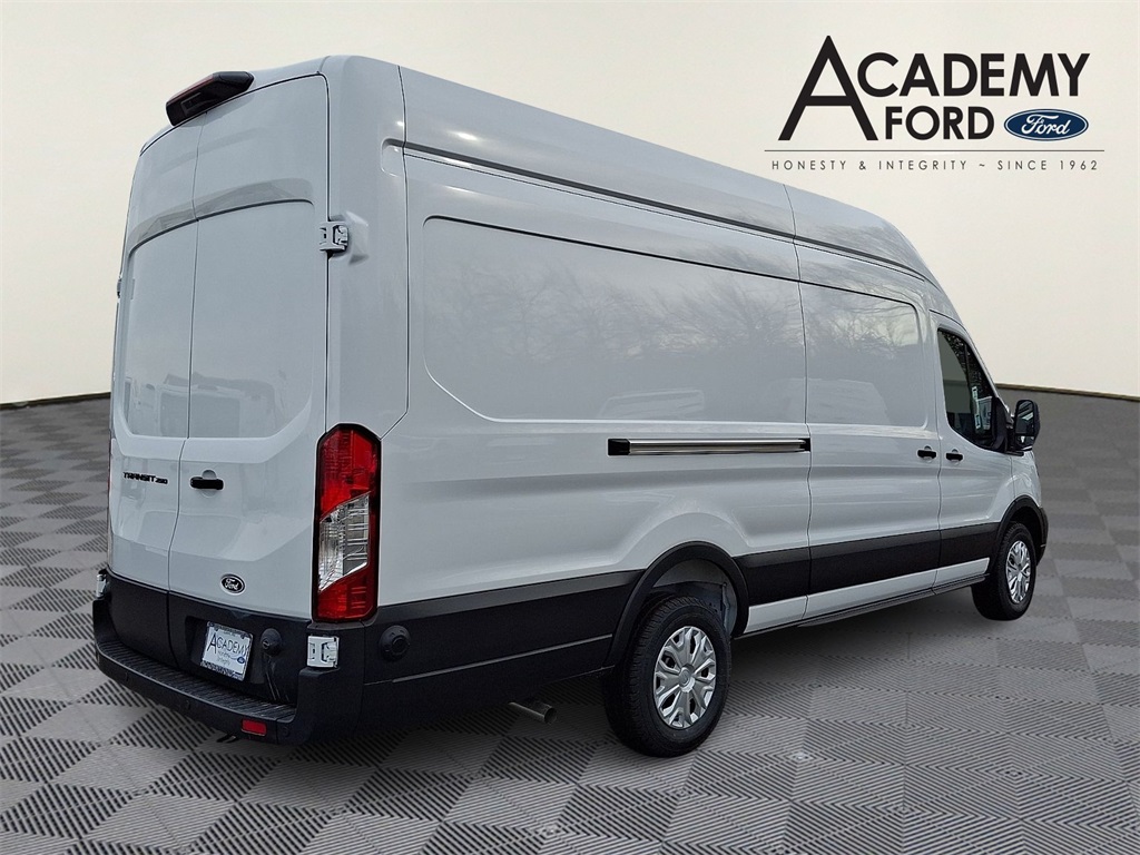 New 2026 Ford Transit 250 - photo 5