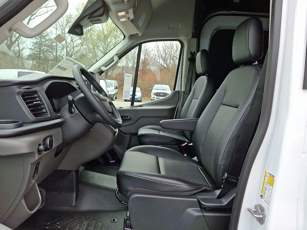 New 2026 Ford Transit 250 - photo 10