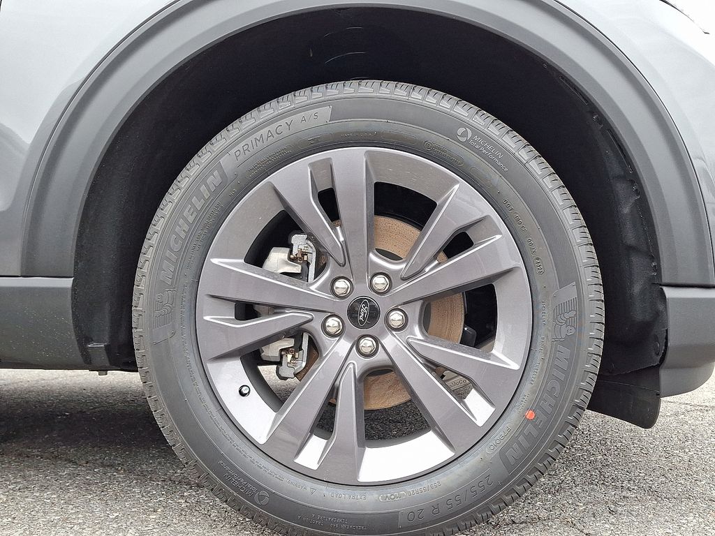 New 2026 Ford Explorer - photo 7