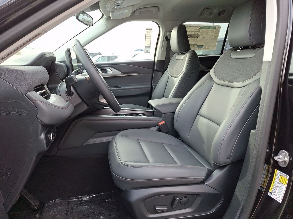 New 2026 Ford Explorer - photo 12