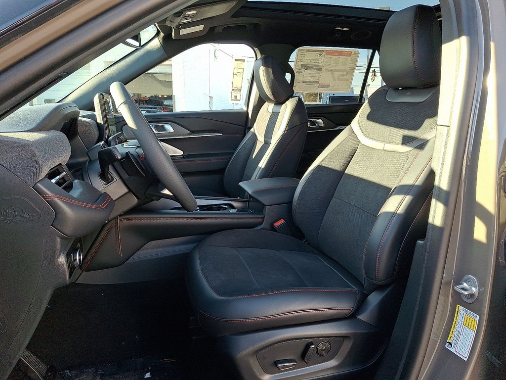 New 2026 Ford Explorer - photo 12