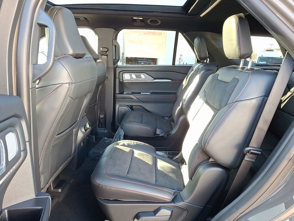 New 2026 Ford Explorer - photo 8