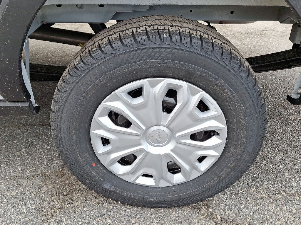 New 2026 Ford Transit 250 - photo 8
