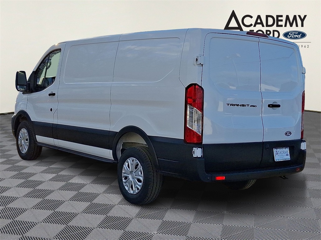 New 2026 Ford Transit 250 - photo 7