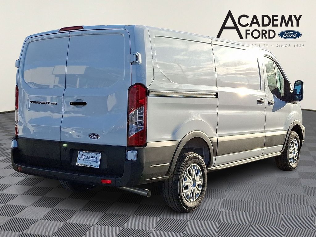 New 2026 Ford Transit 250 - photo 5
