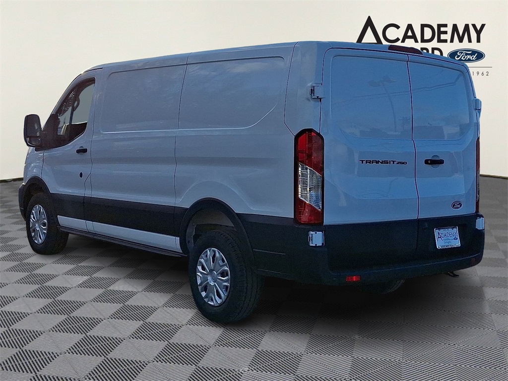 New 2026 Ford Transit 250 - photo 7