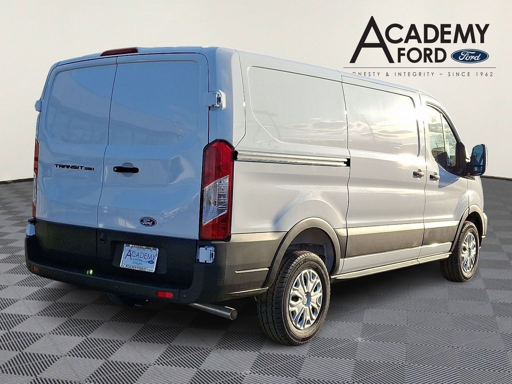 New 2026 Ford Transit 250 - photo 5
