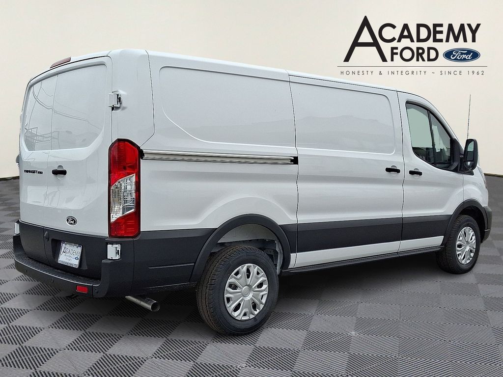 New 2026 Ford Transit 250 - photo 5